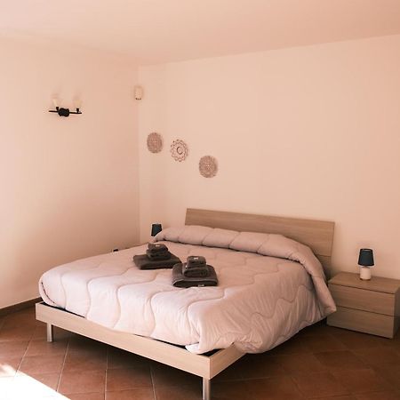 Dolce Casa Da Roby E Andrea By Portofinovacanze San Maurizio di Monte エクステリア 写真